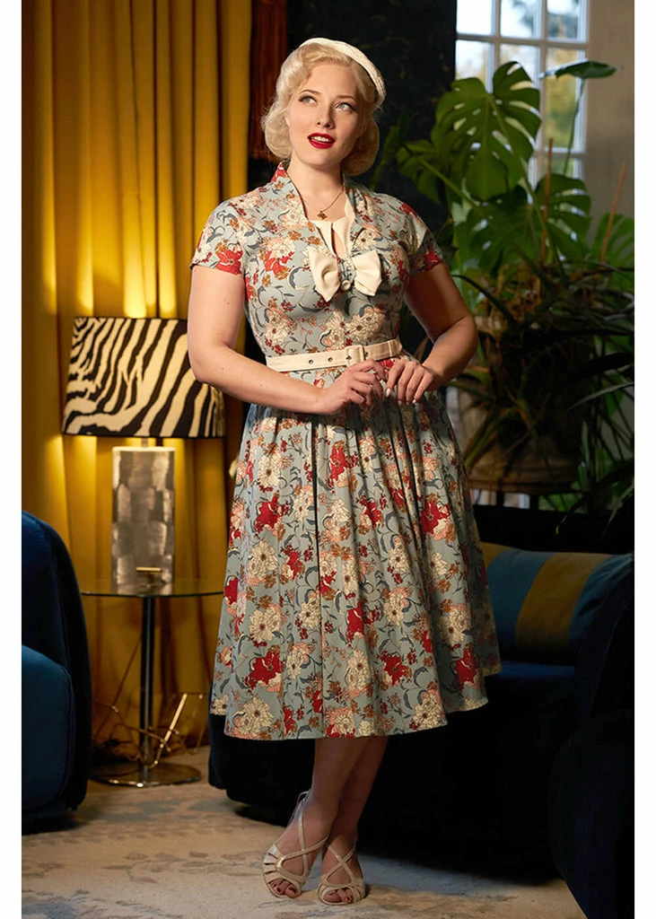 Miss Candyfloss Alessandra Regina Floral 50's Swing Dress Sky Blauw - Image 4