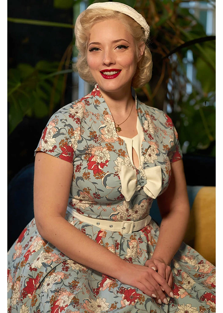 Miss Candyfloss Alessandra Regina Floral 50's Swing Dress Sky Blauw